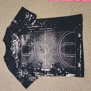 Men's L, Nike Kids Black and Creamy Tan Basketball Tee